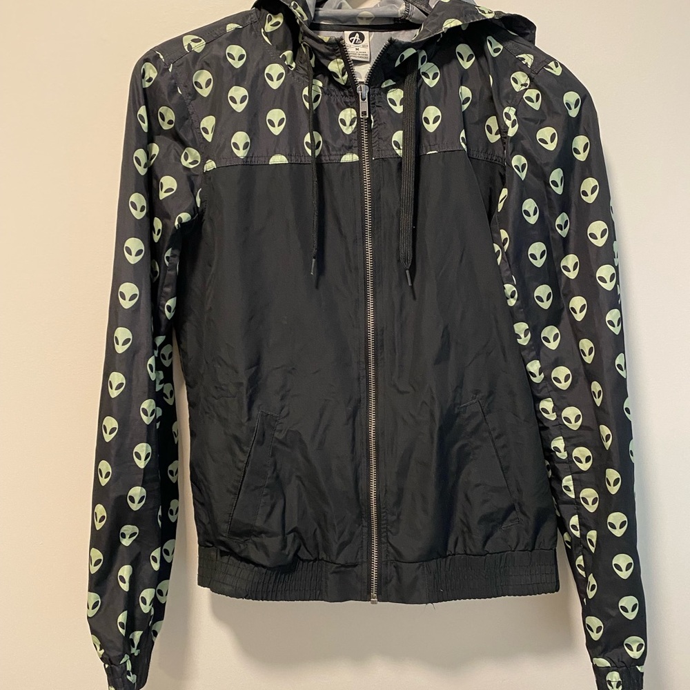 Alien head windbreaker